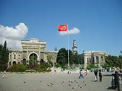 سر در دانشگاه استانبول