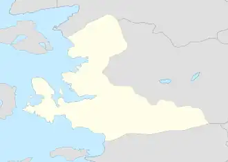 بیرگی در İzmir واقع شده
