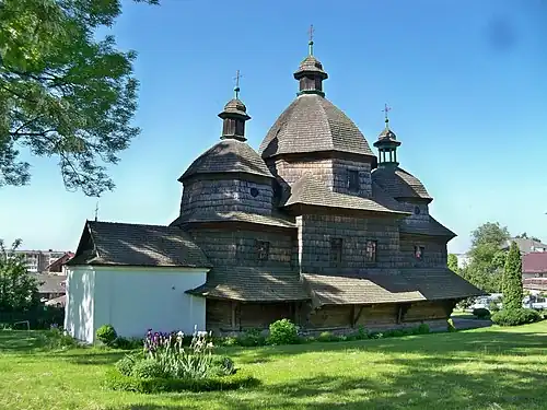 کلیسای تثلیث مقدس ، ژووکوا