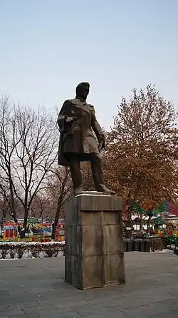 مجسمه یادبود الکساندر گریبایدوف