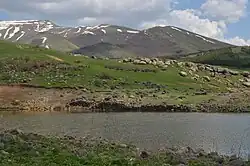 The old cemetery and the remains of Zovuni