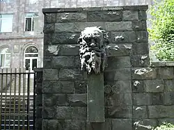 Լև Տոլստոյի կիսանդրի (Երևան)