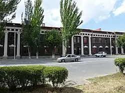 استانداری شیراک در شهر گیومری