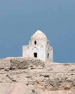 آرامگاه مادر نادر