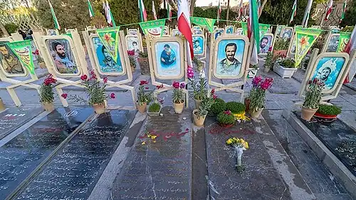 مزار حسین خرازی و احمد کاظمی (پیش از دفن محمدرضا زاهدی)