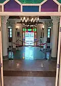 درون عمارت