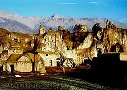 قلعه روستای پاده