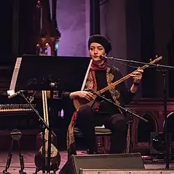 مهسا عظیمی نوازنده تار