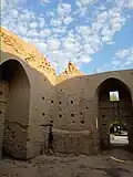 آسمان از ورای خشت ها و آجرهایمان، چه زیباتر بود...