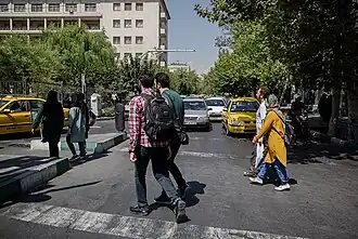 خیابان ۱۶ آذر
