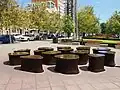 آب‌نمایی به نام ۱۴ قطعه در مقابل موزه استرالیای جنوبی، با الهام از ماهی‌خزنده‌سان