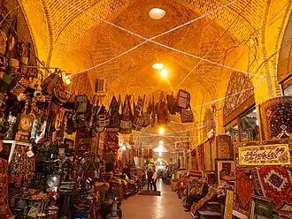 بازار وکیل مرکز صنایع دستی