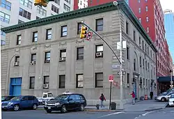 پاسگاه اداره پلیس نیویورک سیتی اولین پاسگاه حوزه در Varick Street در منهتن جنوبی، شهر نیویورک.