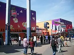 AMC Citywalk Stadium 19 with آی‌مکس در یونیورسال سیتی، کالیفرنیا