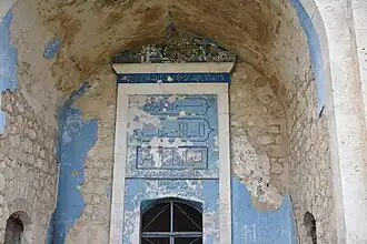 نمایی از ورودی