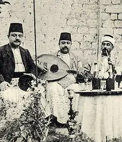 موسیقیدانان سوری در حلب با عود، حدود ۱۹۱۵.