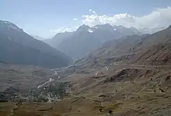 بزرگراه انزاب در جنوب انزاب