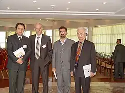 همایش بزرگداشت دویستمین سال تولد مستوره اردلان در سال 2005 اربیل  از راست: منصور اردلان، استاد ایوب گازرانی، دکتر اسعد اردلان، جمال احمدی آئین