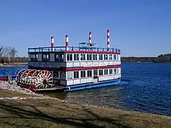 sternwheeler