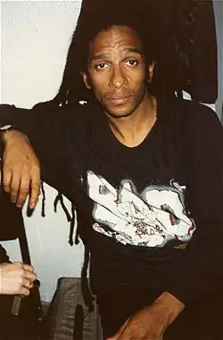 Don Letts during his tenure with Big Audio Dynamite – سان فرانسیسکو، ۱۹۸۷