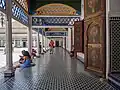 رواق اطراف صحن