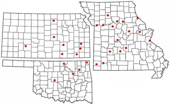 Each red dot shows the location of a B&B theatre as of 2007.