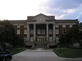 Bell County Courthouse in پاینویل، کنتاکی