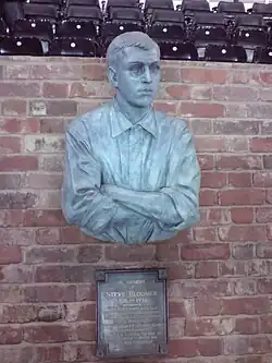 Bust of استیو بلومر at Pride Park Stadium