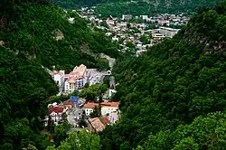 نمایی از برجومی