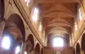 نمایی از سقف و گنبد کلیسا
