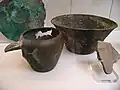 ظروف برنزی پیدا شده در مقبره خَع‌سِخِم‌وِی، موزه بریتانیا