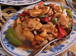 خوراک مرغ کاشو