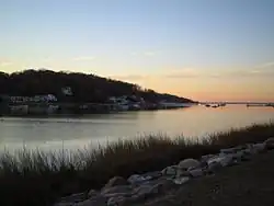 Centerport Harbor, نوامبر ۲۰۰۵