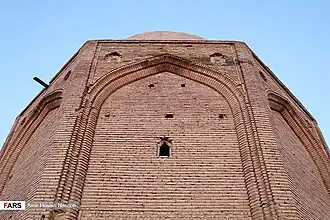نمای نزدیک