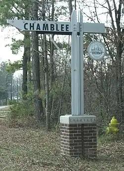 A welcome to Chamblee sign