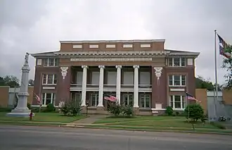Clarke County Courthouse in Quitman