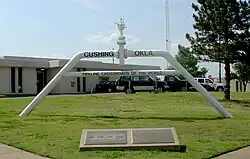 Pipeline Crossroads of the World monument, 2006