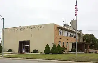 Dickinson County Courthouse in ابیلین، کانزاس