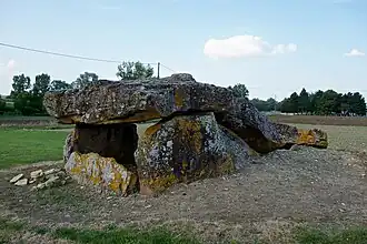 ساختمان سنگی