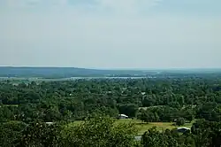 Outskirts of Dyer with Arkansas River in the background, ژوئیه ۲۰۰۵