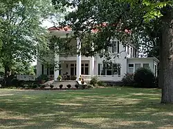 A home along Elberton's Heard Street.