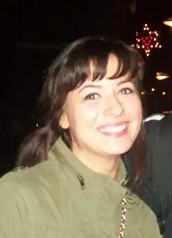 گمزه تعظیم, هنرپیشه.