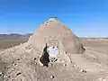 ساختمانی با کاربری ناشناخته (احتمالاً انبار)