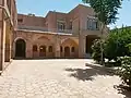 نمایی از مدرسه