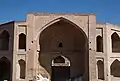 نمای ورودی کاروانسرا