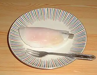 هانابیراموچی یک شیرین ژاپنی است که در ابتدای سال مصرف می‌شود.