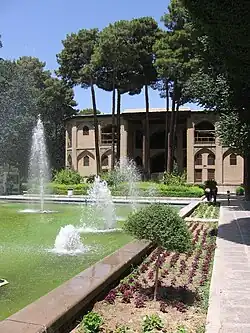 باغ هشت‌بهشت
