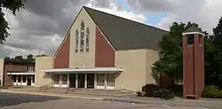 Bethesda Mennonite Church in Henderson. The majority of the city's residents are descended from 35 منونایت families who settled the area in 1874.