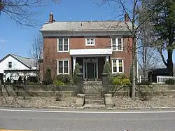 The Hiram Bell Farmstead، a historic house in Fairfield Township