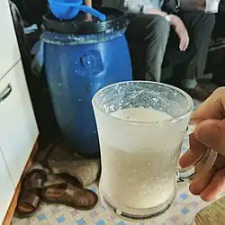 یک لیوان آیراگ